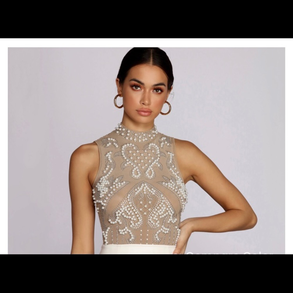 WINDSOR SLEEVELESS PEARL BODYSUIT/NUDE